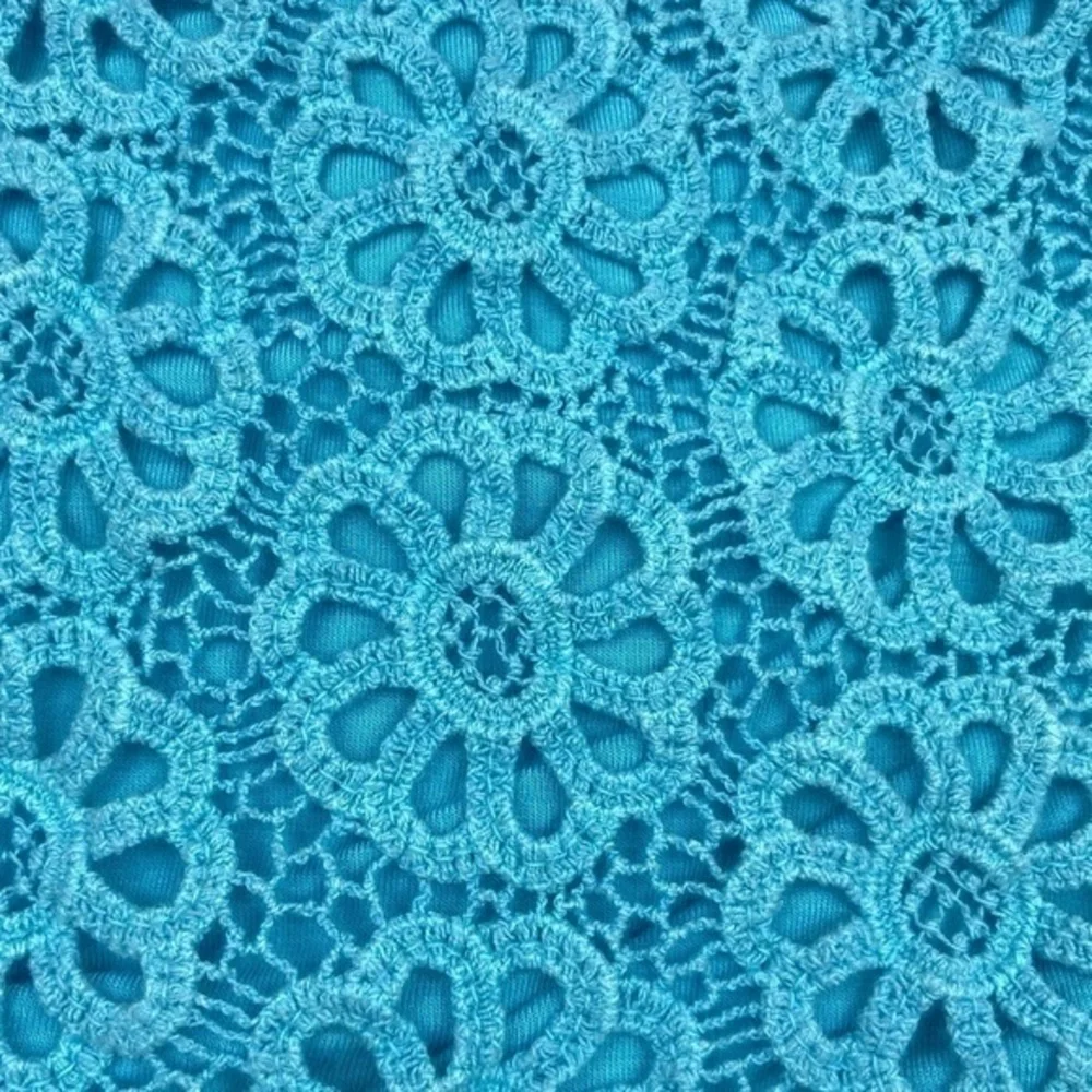Design 365 Girls Dress Size 5 Crochet Lace Overlay Sequin Heart Details Dress